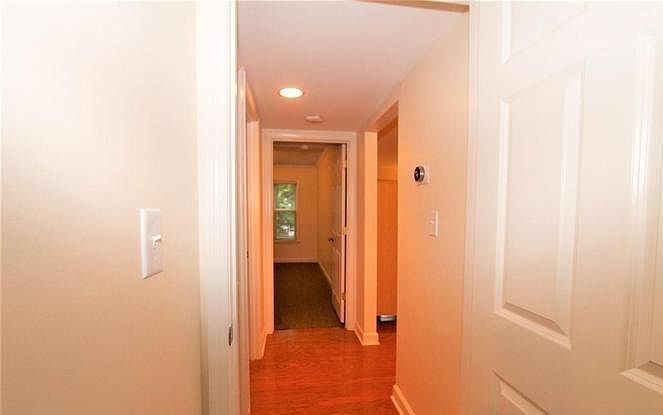 1st image of 1513 E Franklin St #135