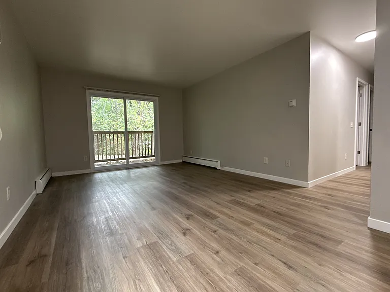 2060 Allen Blvd #22 — Photo 3