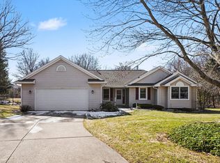 8135 Robinbrook St, Richland, MI