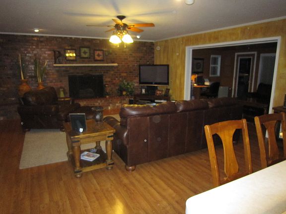 Living and office areas