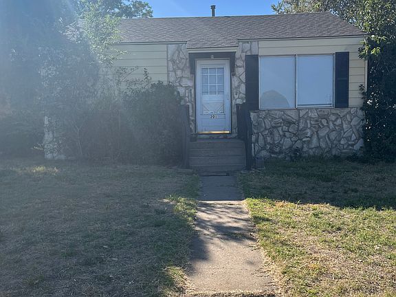 2nd image of 201 Estireno St