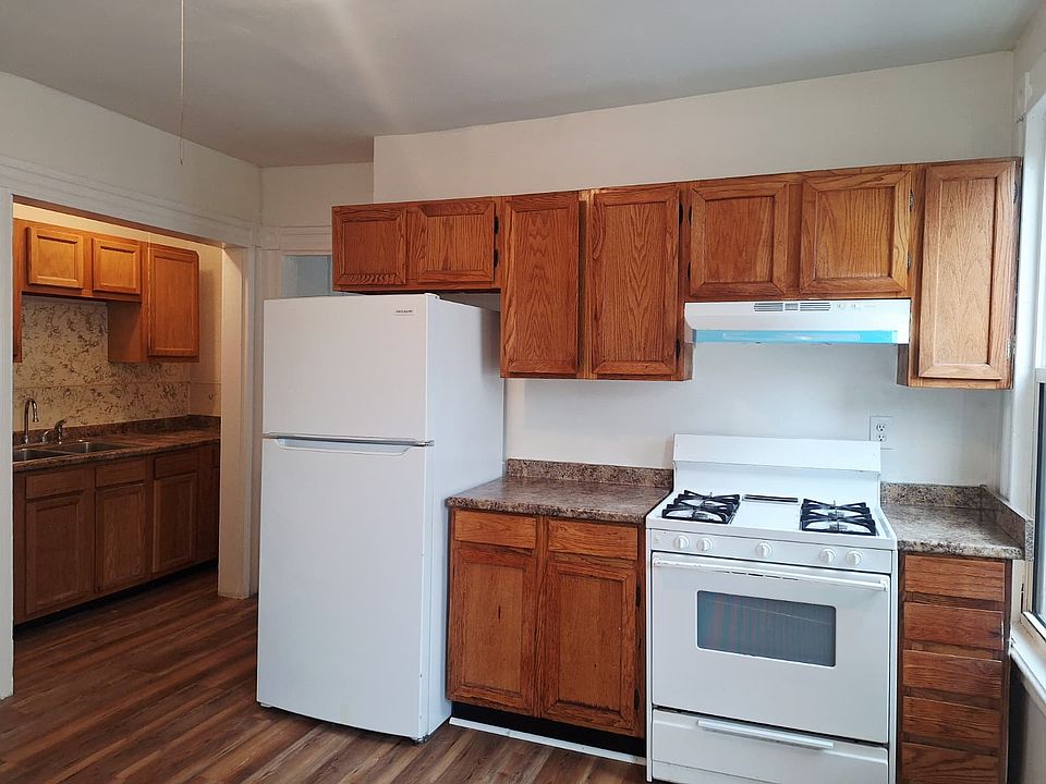 1st image of 241 W Ivy St #2L