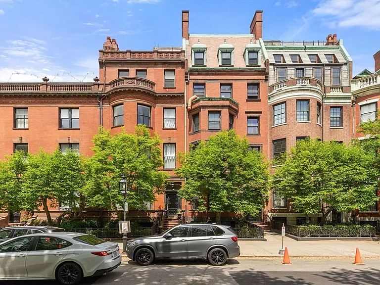 207 Commonwealth Ave #4 — Photo 11