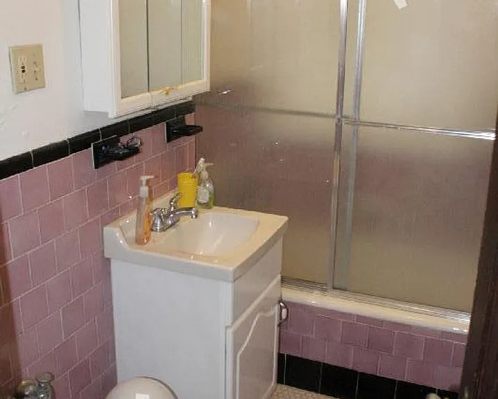 2023 Commonwealth Ave #18R — Photo 4
