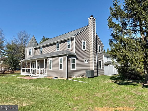 2nd image of 565 Hulmeville Rd