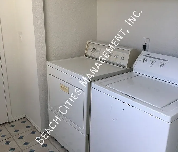 202 Elmira Ave — Photo 20