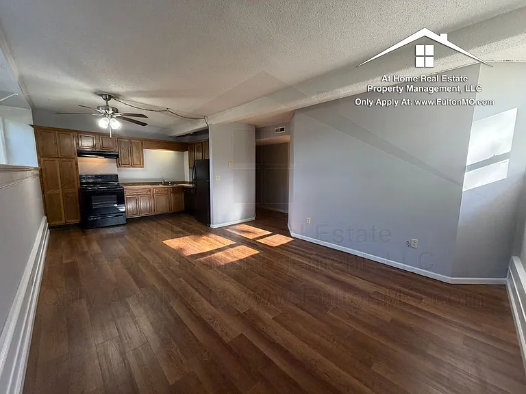 808 Center St #3 — Photo 4