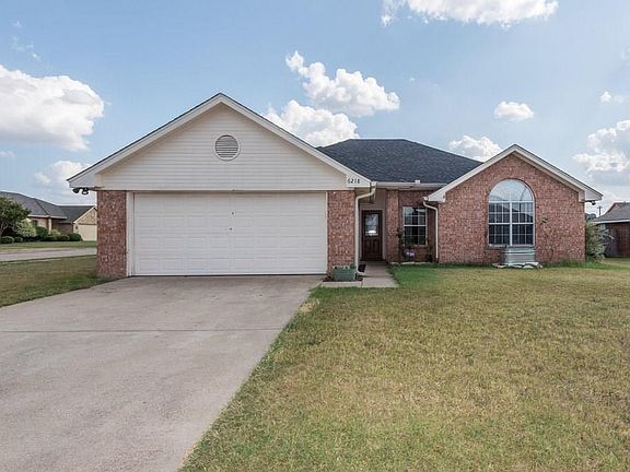 3rd image of 6218 Donna Dr