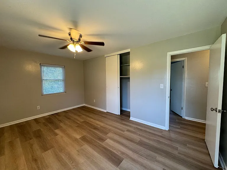 1419 Pearl Ave SW — Photo 13