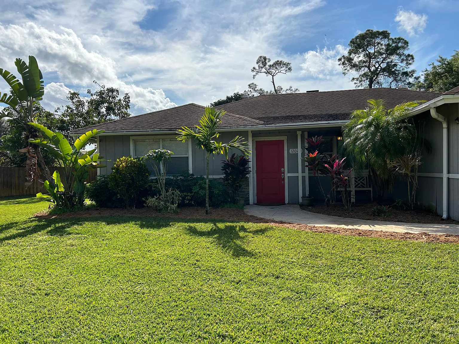 12070 Carriage Ln — Photo 1