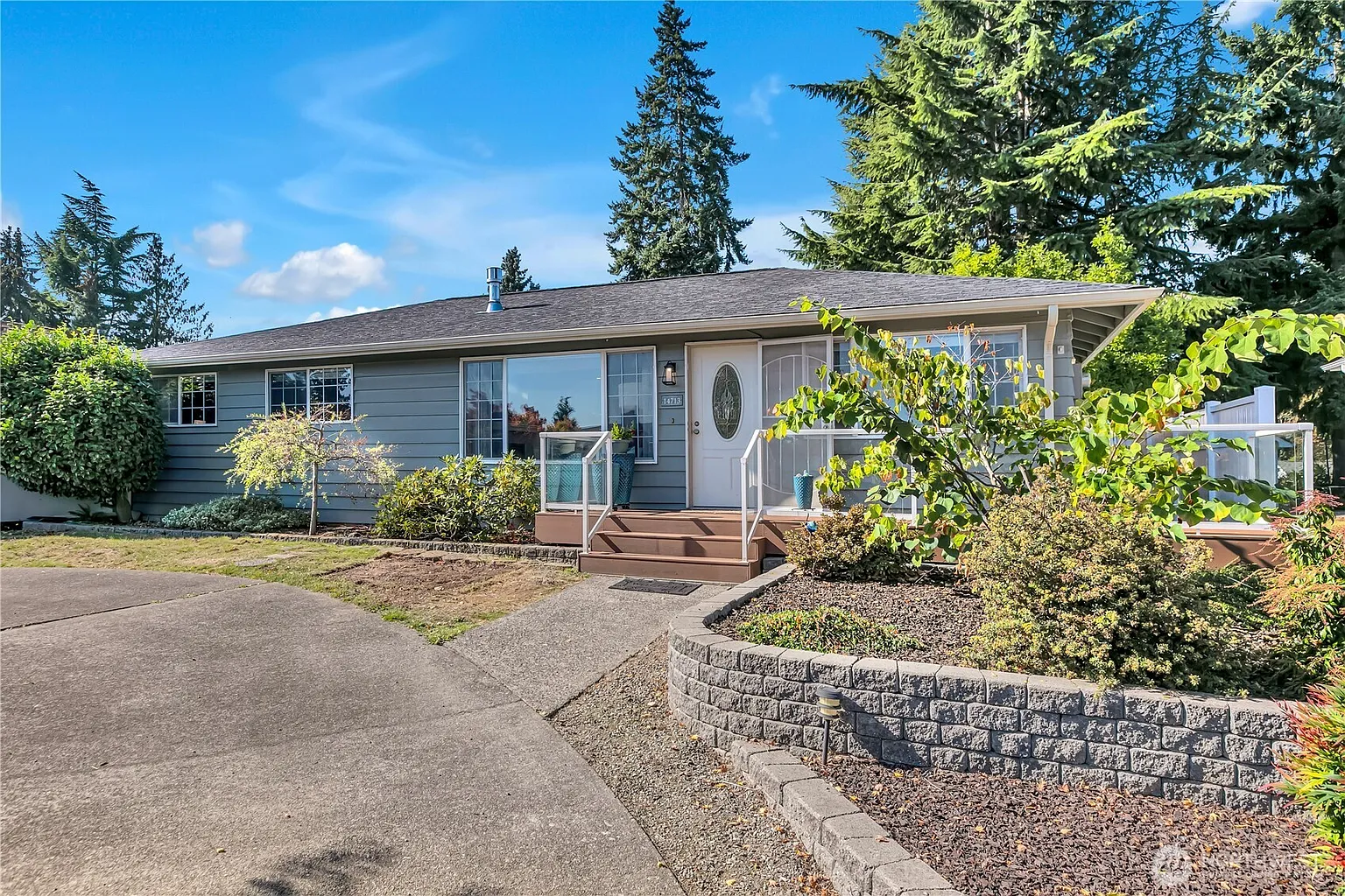 14713 57th Avenue S photo 1