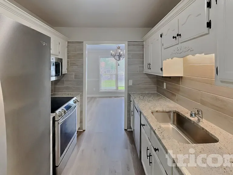 6009 Plateau Ct — Photo 6