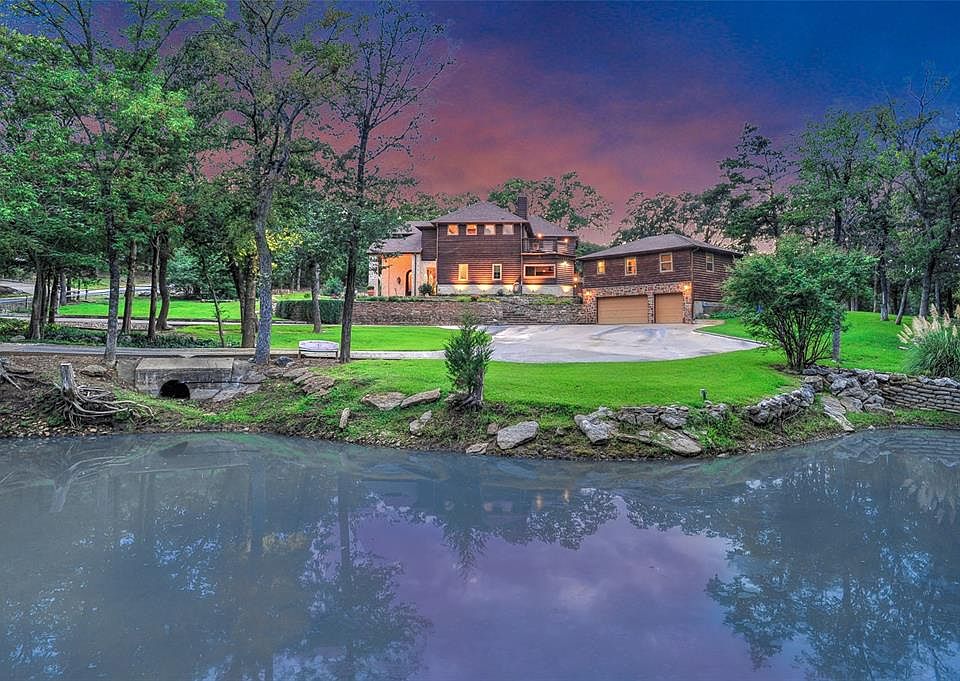 1st image of 2565 Tanglewood Blvd