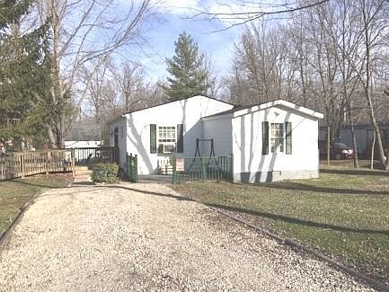 3rd image of 1638 Hollyton Ct