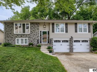 1514 S 139th St, Omaha, NE 68144