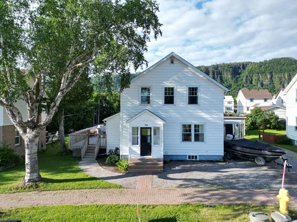 50 Brompton Rd, Red Rock, ON P0T 2P0