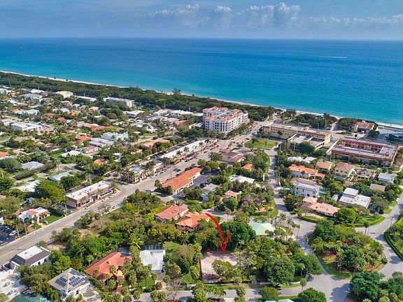 Home For Sale In Por La Mar