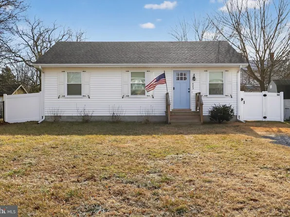 423 Cypress St, Millington, MD 21651