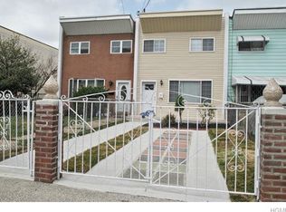 541 White Plains Rd, Bronx, NY 10473