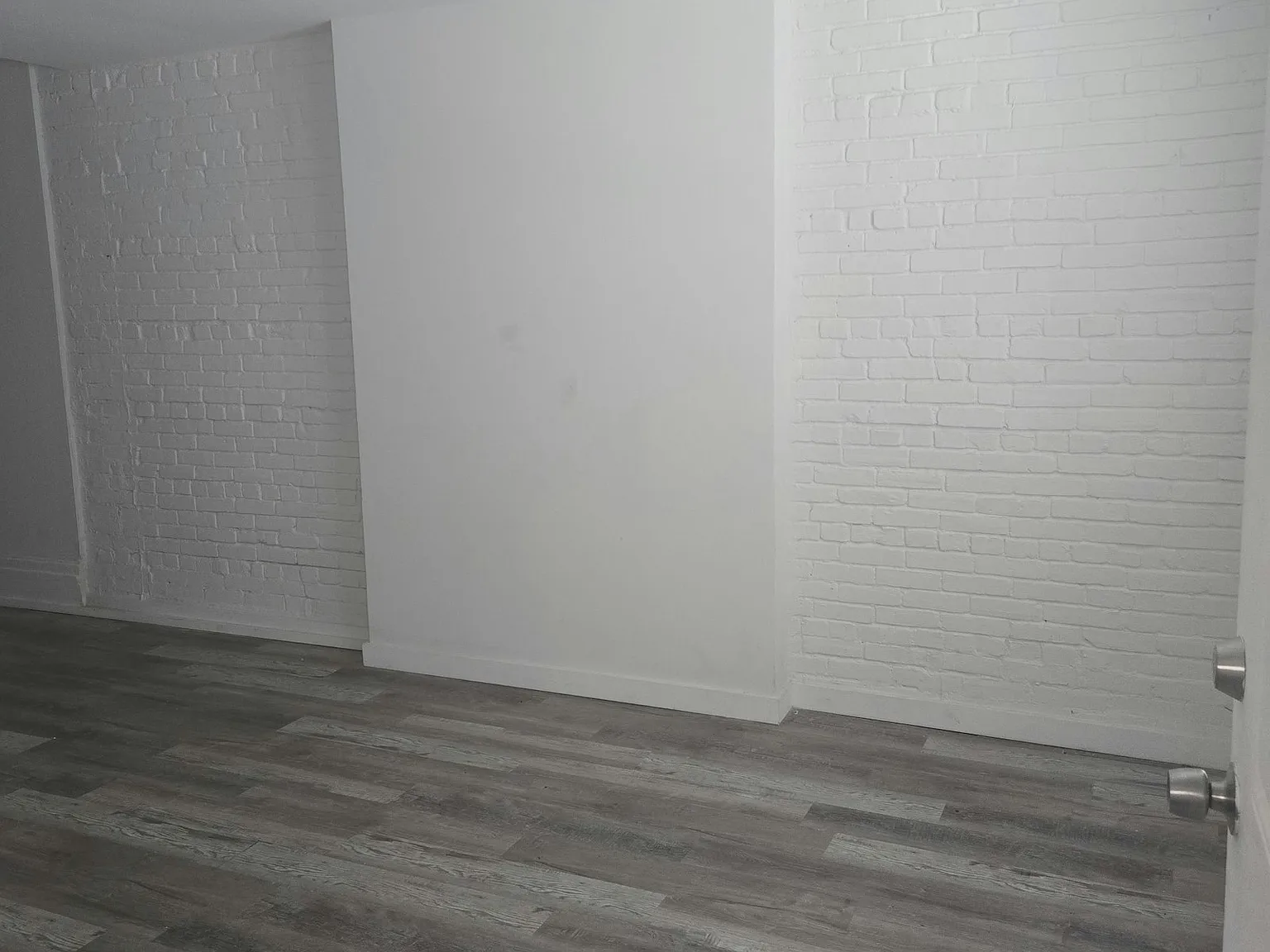 1443 W 85th St, Unit 1 — Photo 3
