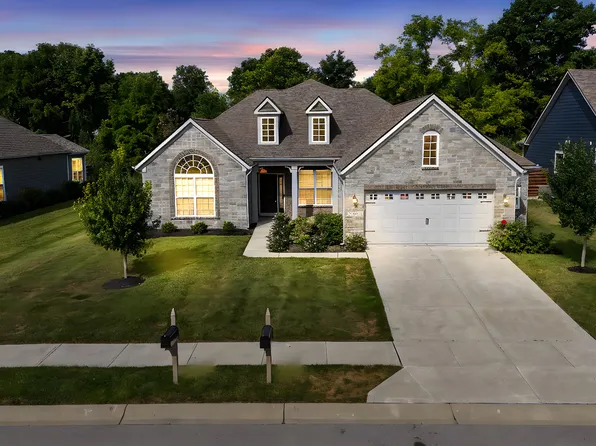 6642 Clearwood Dr, Brownsburg, IN 46112