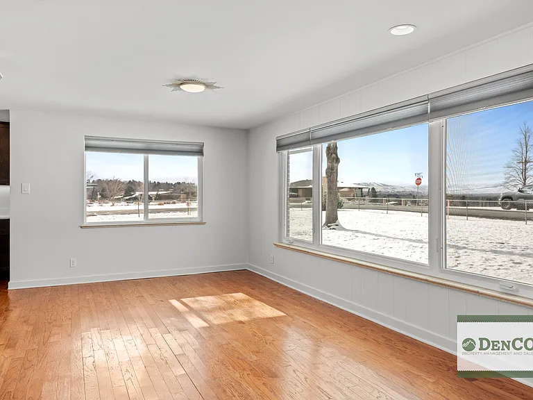 32 Hillside Dr — Photo 14