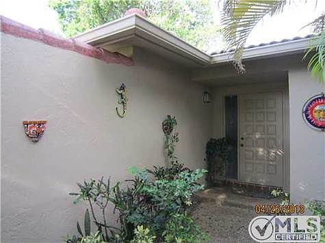 4th image of 1208 NW 84th Dr