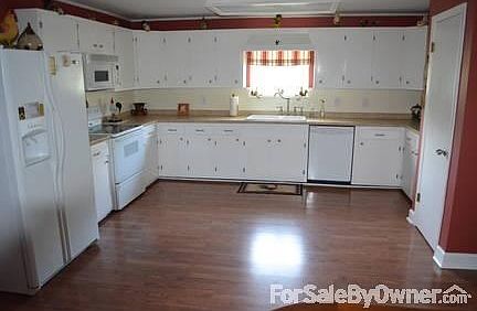 4th image of 9566 Barataria Blvd