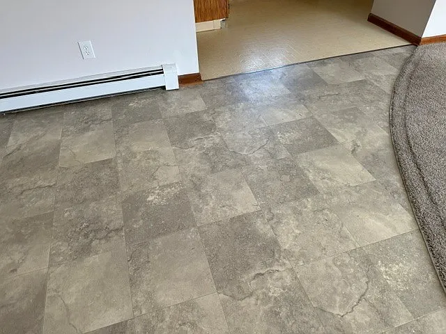 2337 Main Rd E #2 — Photo 6