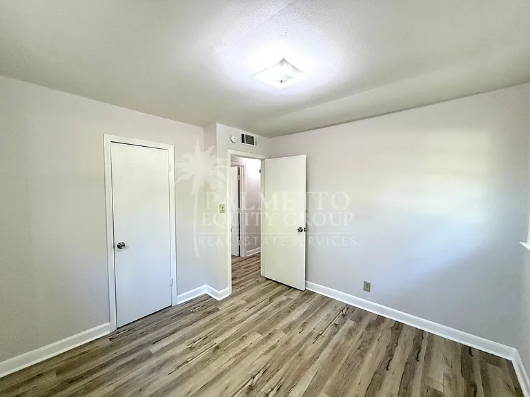 4224 Kildare Dr — Photo 12