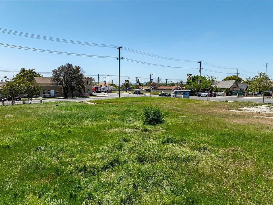 1st image of 158 N La Cadena Dr Lot 17