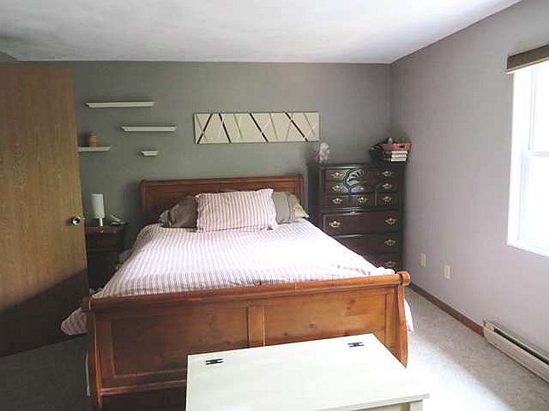 1st image of 62 Carol Ct
