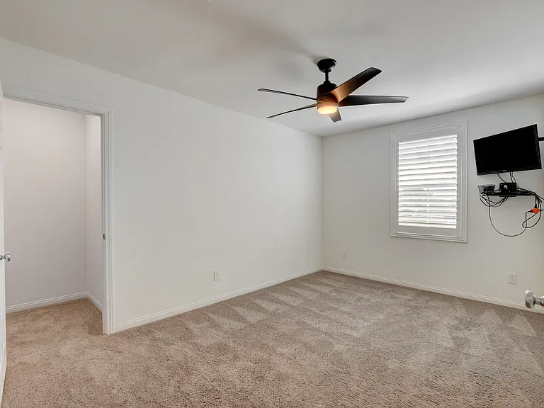 6458 Blue Ember Ave — Photo 42