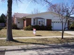 1227 Sherbourne Dr, Dearborn Heights, MI 48127