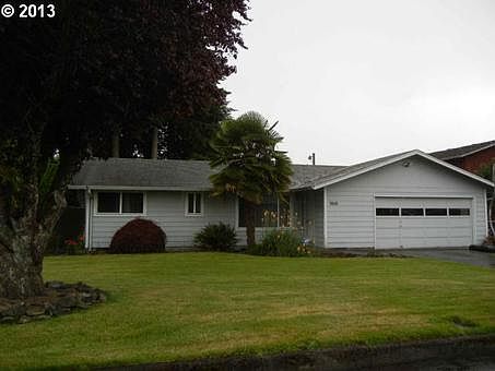 1st image of 3010 Spruce Ave
