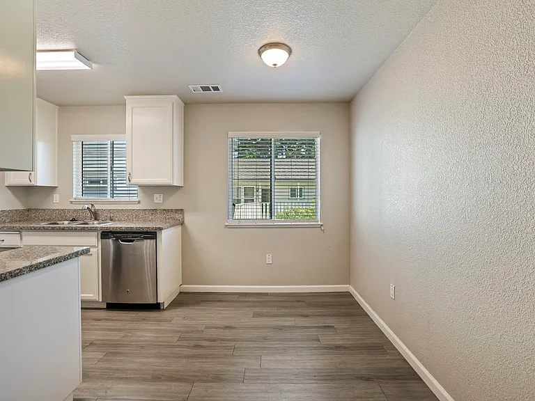 3435 Pacific Ave #5 — Photo 6