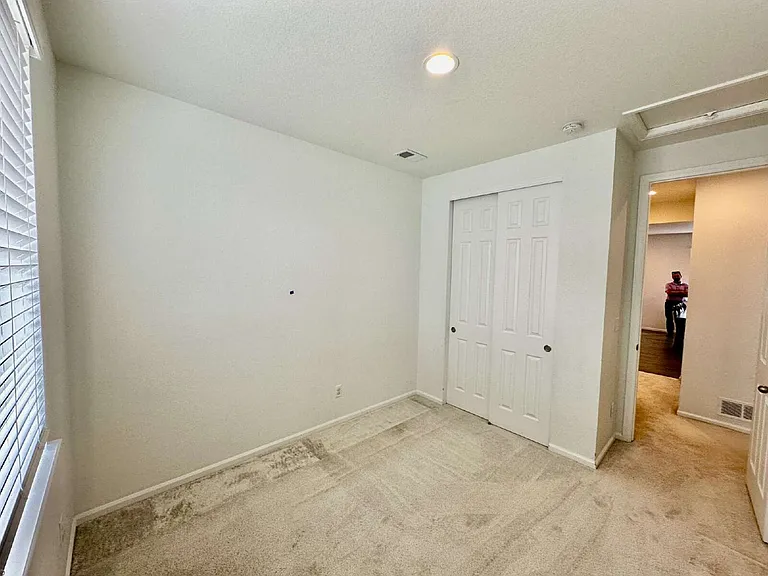 3983 Castle Vista Dr — Photo 18