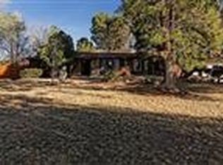 14025 Iroquois Rd, Apple Valley, CA 92307