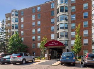 1425 W 28th St APT 303, Minneapolis, MN 55408