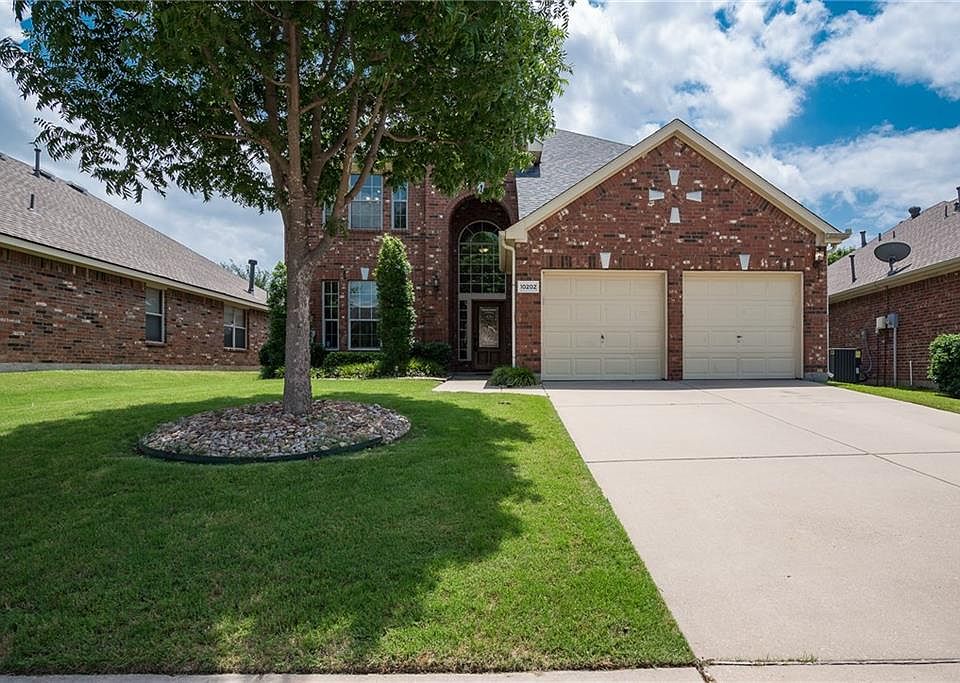 1st image of 10202 Links Fairway Dr