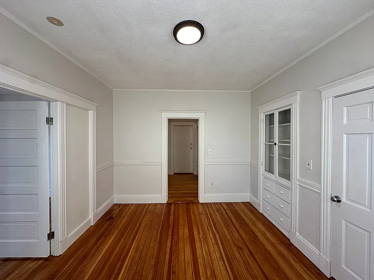 765 Broadway #4 — Photo 10