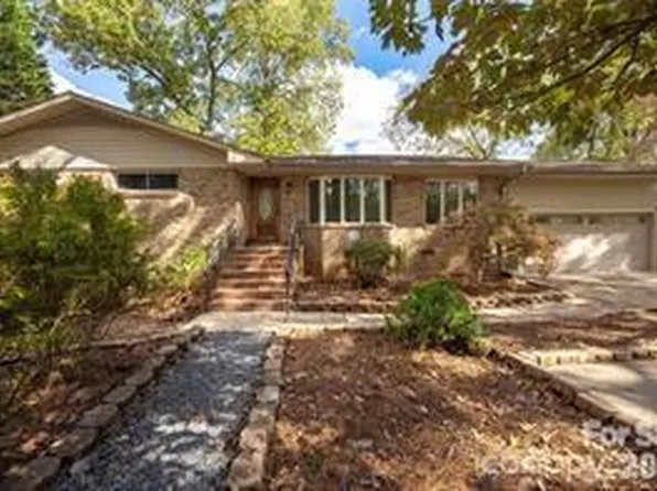 203 Ewing Dr, Belmont, NC 28012