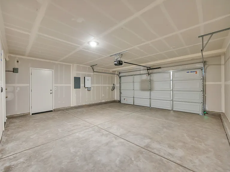 7040 Lone Sycamore St — Photo 34