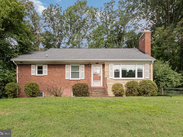 4812 Olley Ln, Fairfax, VA 22032