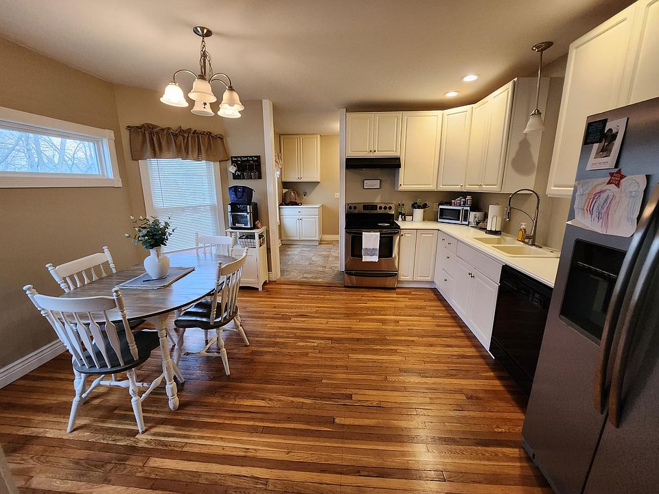1st image of 45 Tremont Ave APT 1