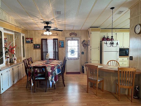 4th image of 5440 Nerissa Ln