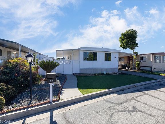 3rd image of 65 Round Table Dr #65