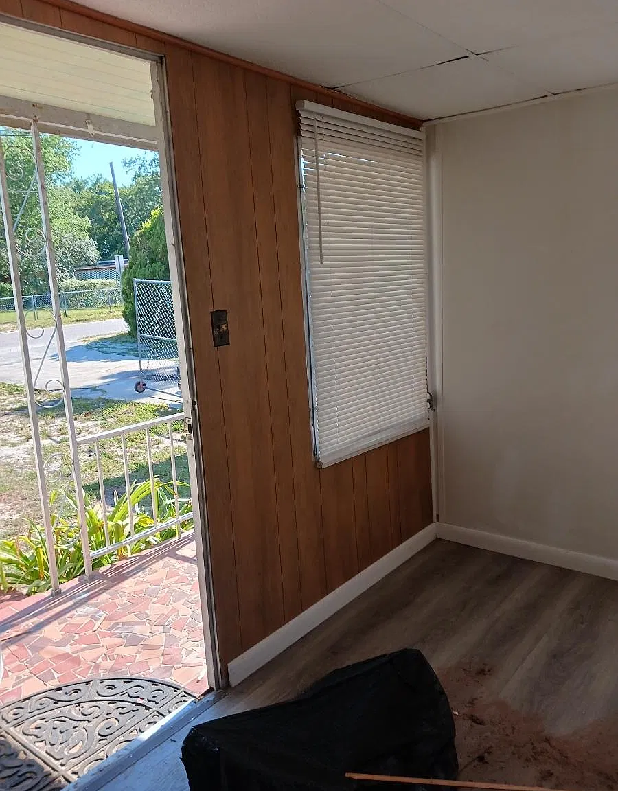 2 bed, 980 sqft, $1,200 — Photo 2