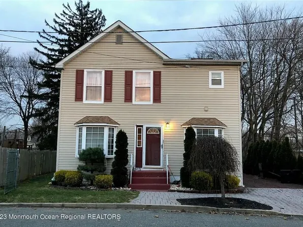 7 Maple Avenue, South Brunswick, NJ 08512