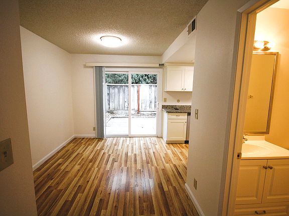 5th image of 1732 De Marietta Ave #2